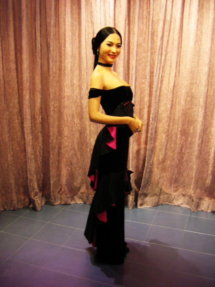 6. Celebrity Wax Museum 